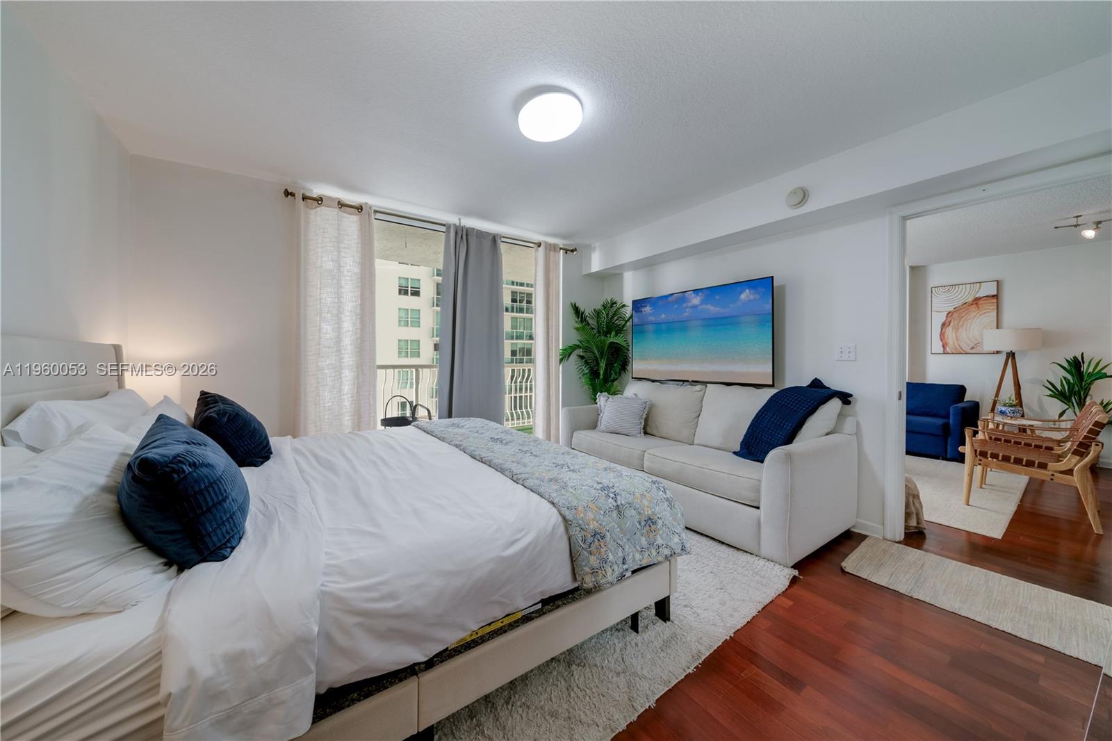 THE CLUB AT BRICKELL BAY - Residential Lease