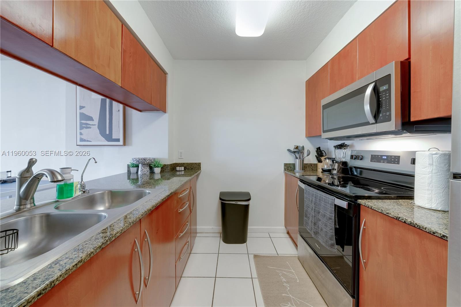 THE CLUB AT BRICKELL BAY - Residential Lease