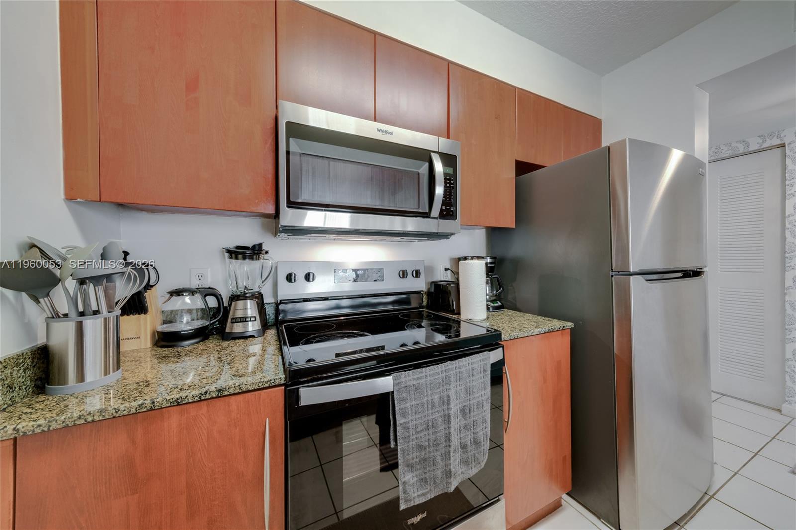 THE CLUB AT BRICKELL BAY - Residential Lease