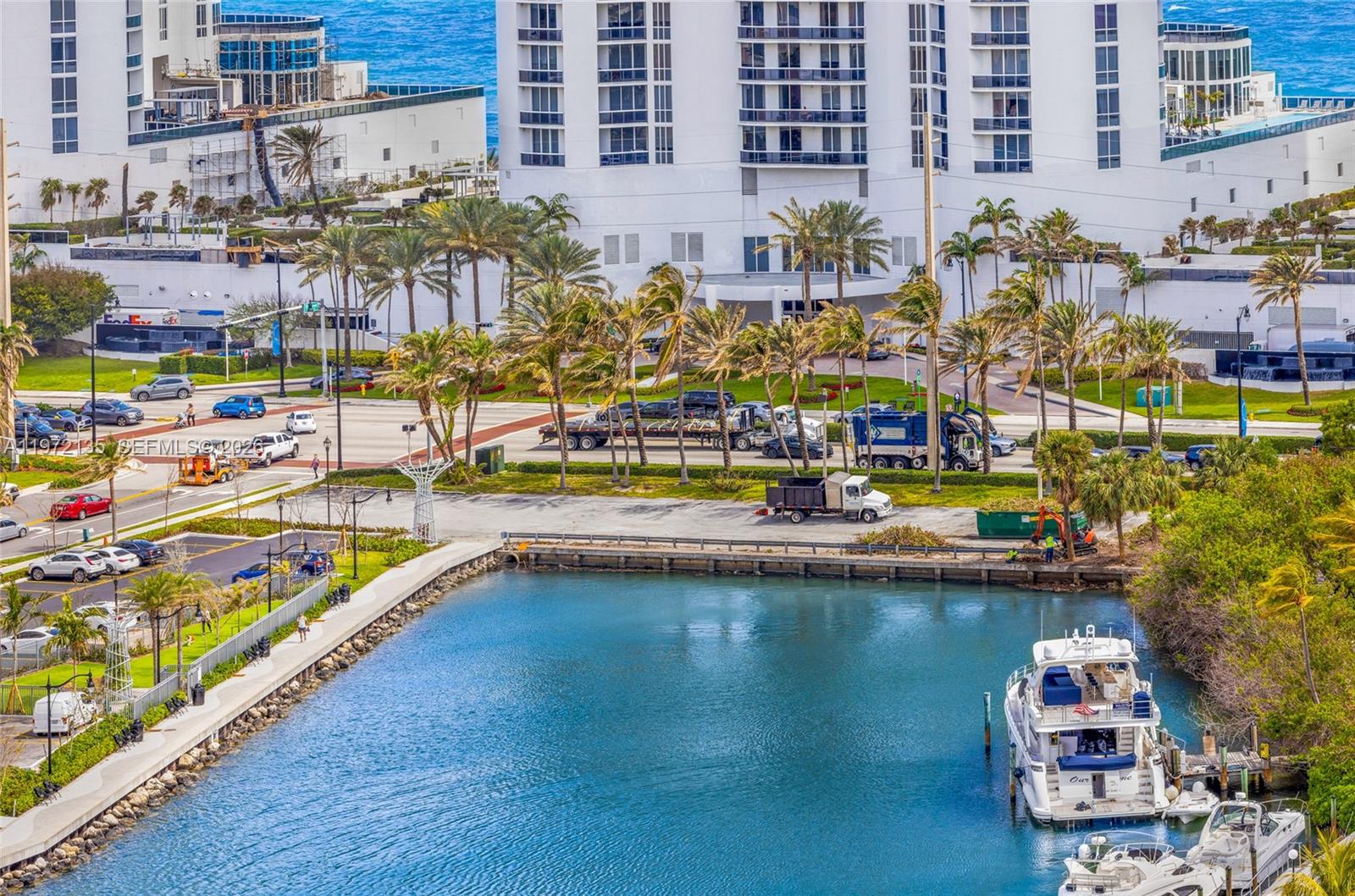 ARLEN HOUSE CONDO - Residential