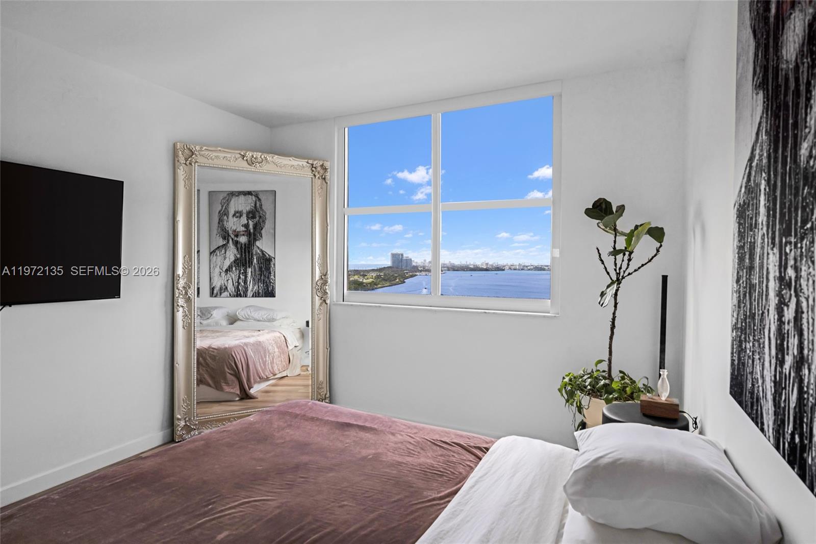 ARLEN HOUSE CONDO - Residential