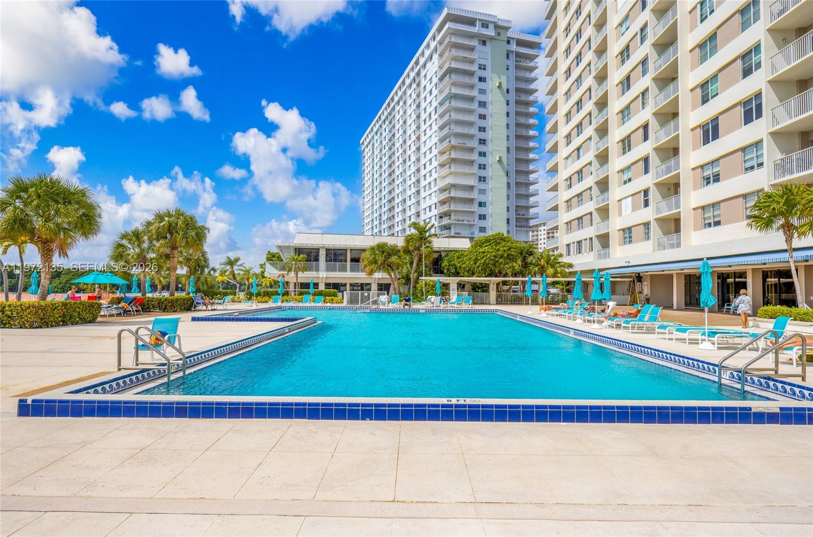 ARLEN HOUSE CONDO - Residential