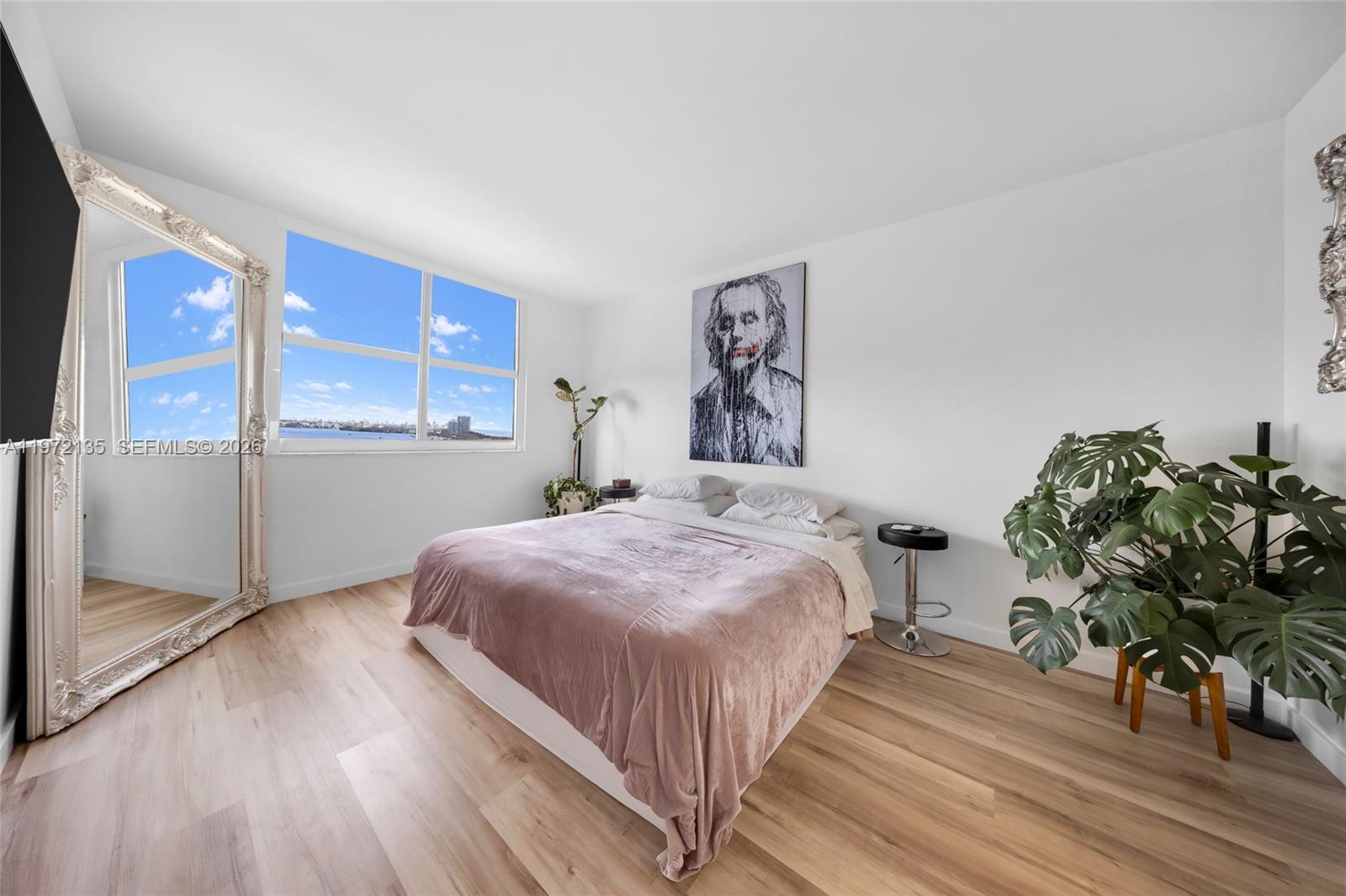 ARLEN HOUSE CONDO - Residential