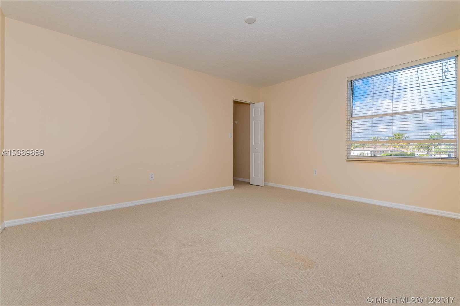 PEMBROKE FALLS PH 5 - Residential