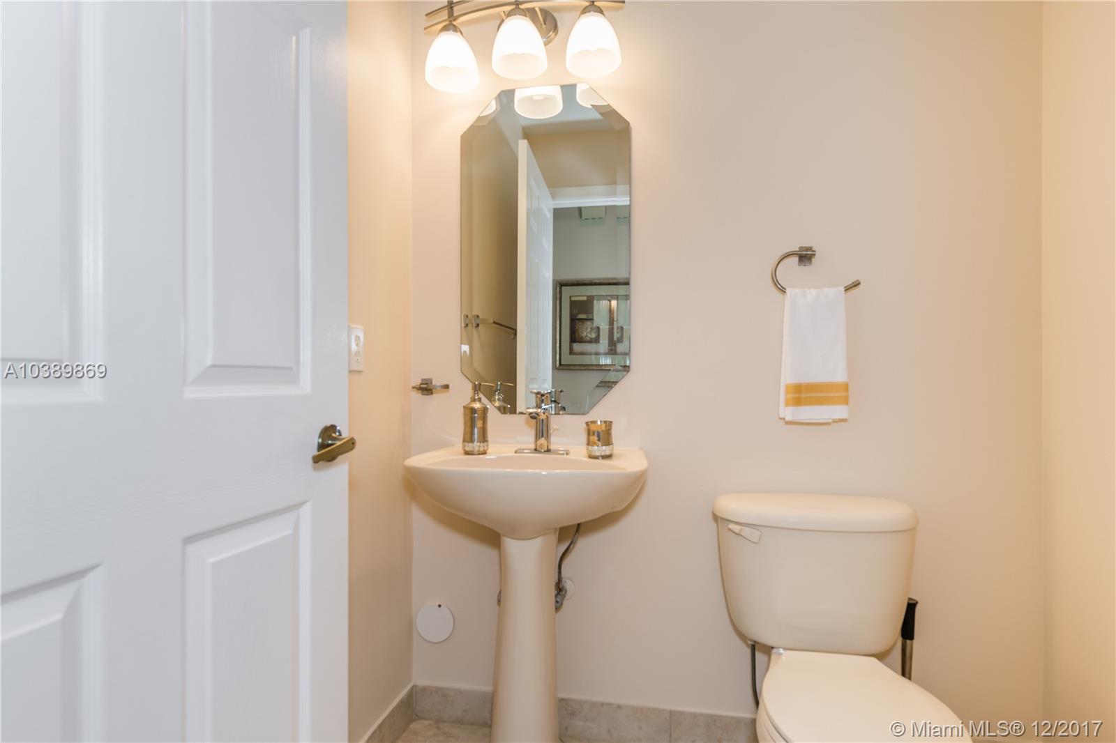 PEMBROKE FALLS PH 5 - Residential