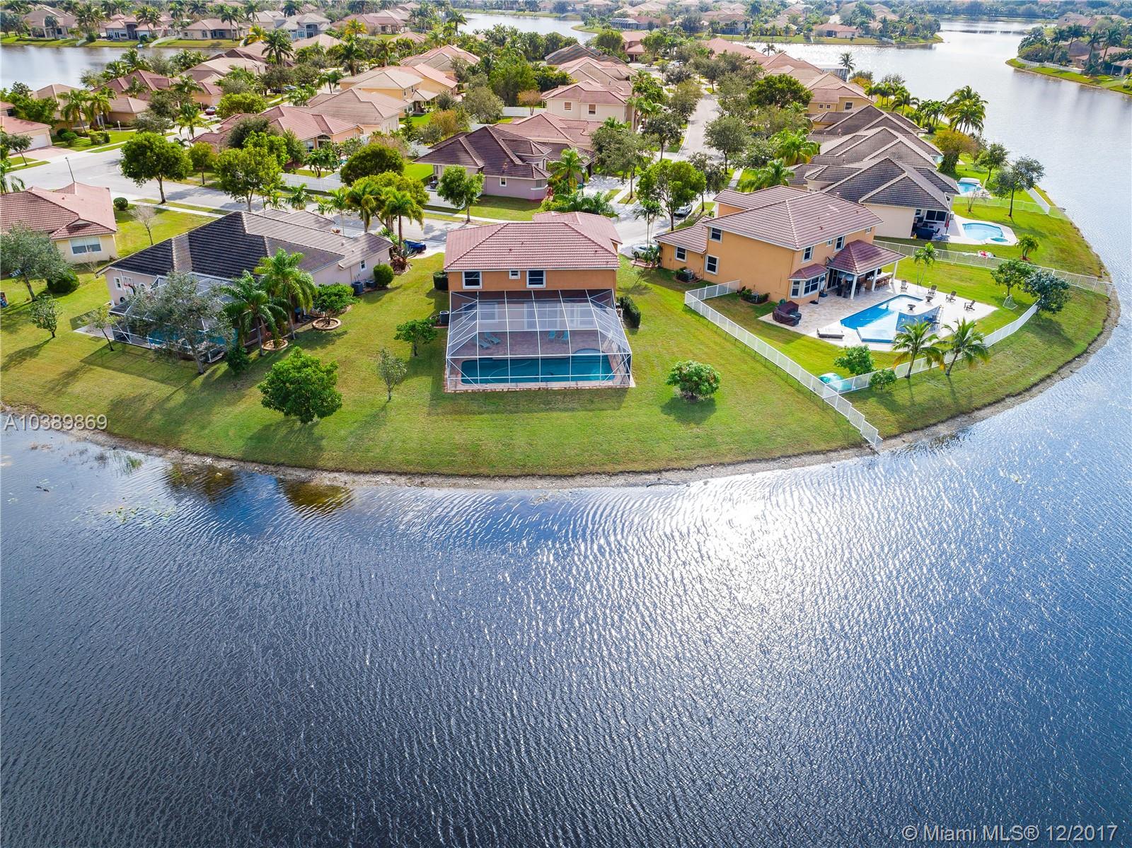 PEMBROKE FALLS PH 5 - Residential