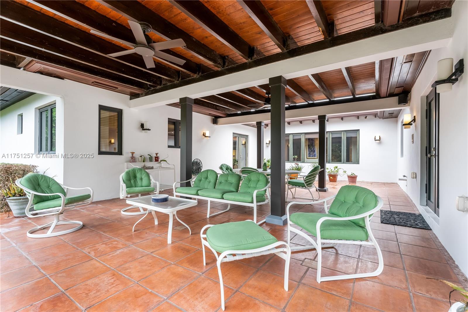 UNIVERSITY ESTATES - Residential