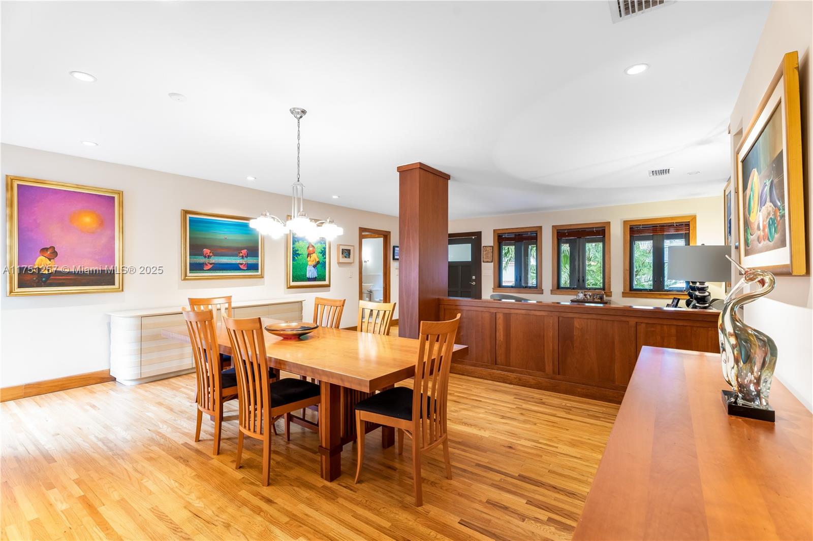 UNIVERSITY ESTATES - Residential