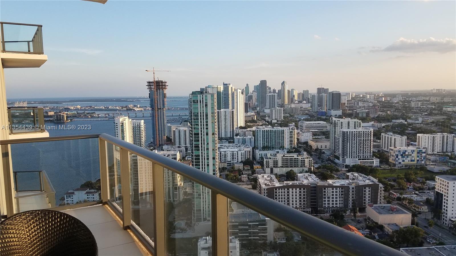 Great furnished unit at Paraiso Bay views. Large 1 bedroom plus den. One and half bathrooms. High ceilings, top of the line appliances, spectacular views of the City and Biscayne Bay.
Walk-in closet, washer & dryer, dual master bedroom vanity. World class amenities including roof top pools, tennis court, BBQ area, children's playground, state of the art fitness center, theater and spa.