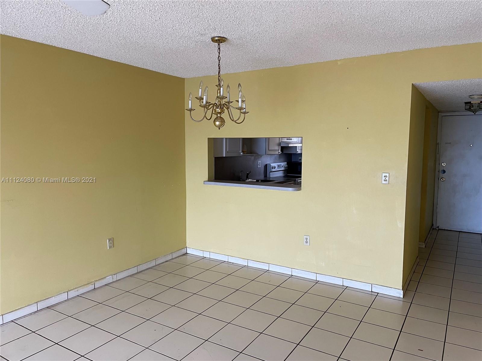 TOWERS OF WESTLAND CONDO - Residential