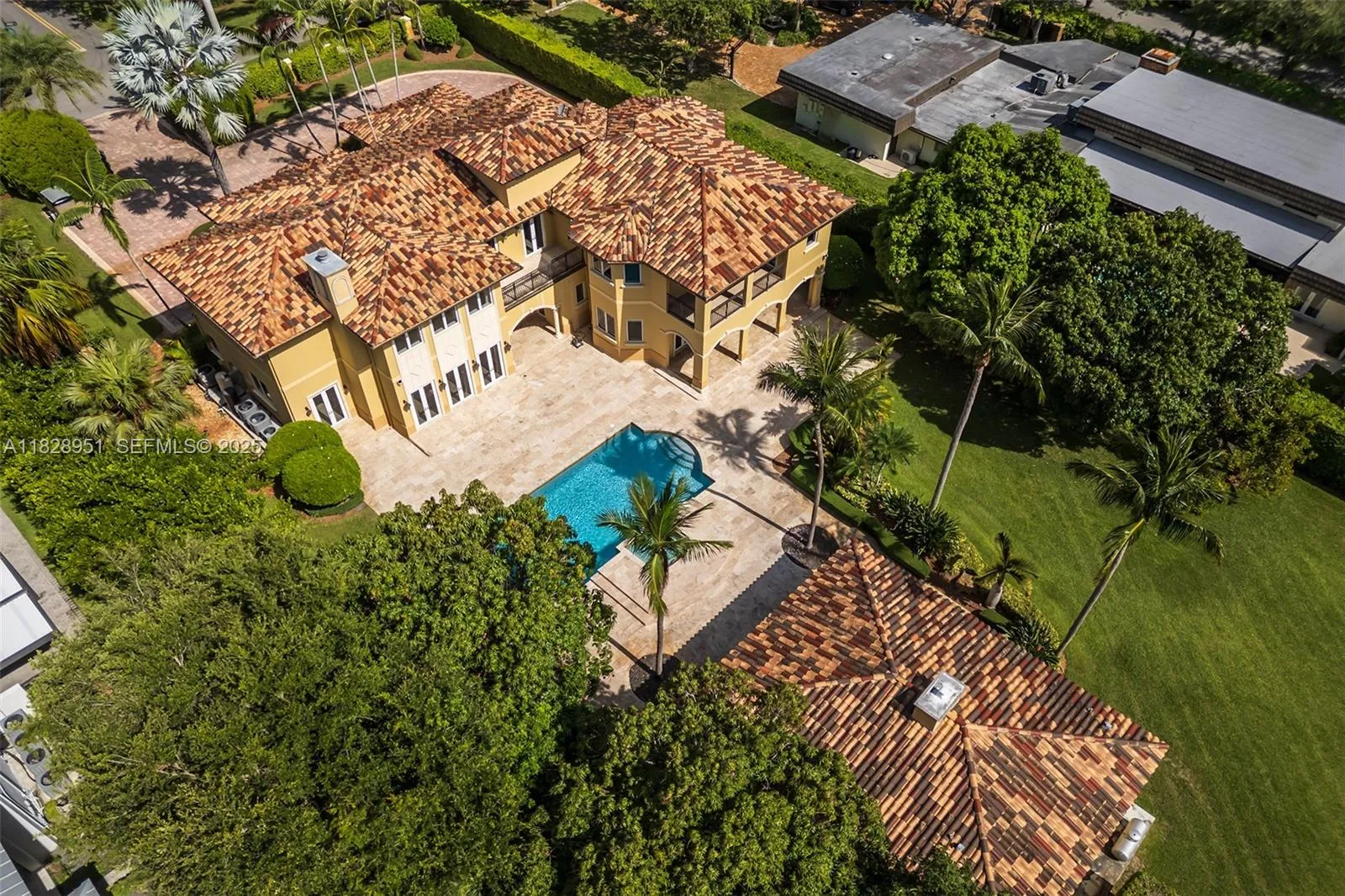 Pinecrest, Florida 33156, United States, 6 Bedrooms Bedrooms, ,8 BathroomsBathrooms,Residential,Active,159755