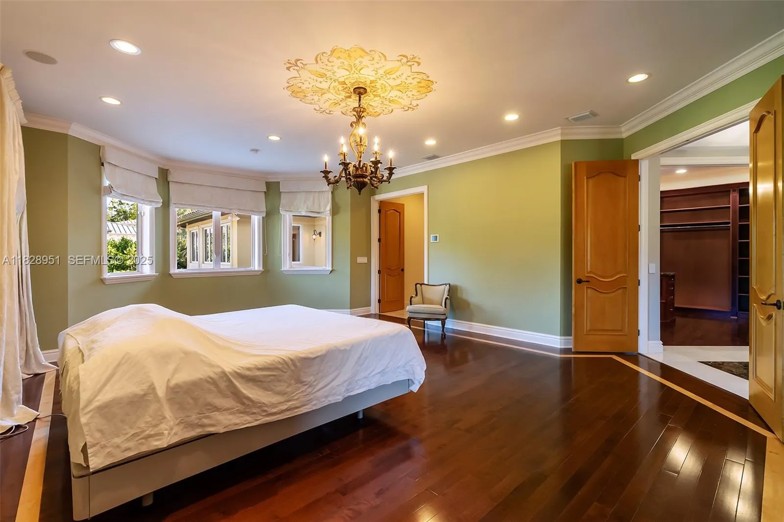 Pinecrest, Florida 33156, United States, 6 Bedrooms Bedrooms, ,8 BathroomsBathrooms,Residential,Active,159755