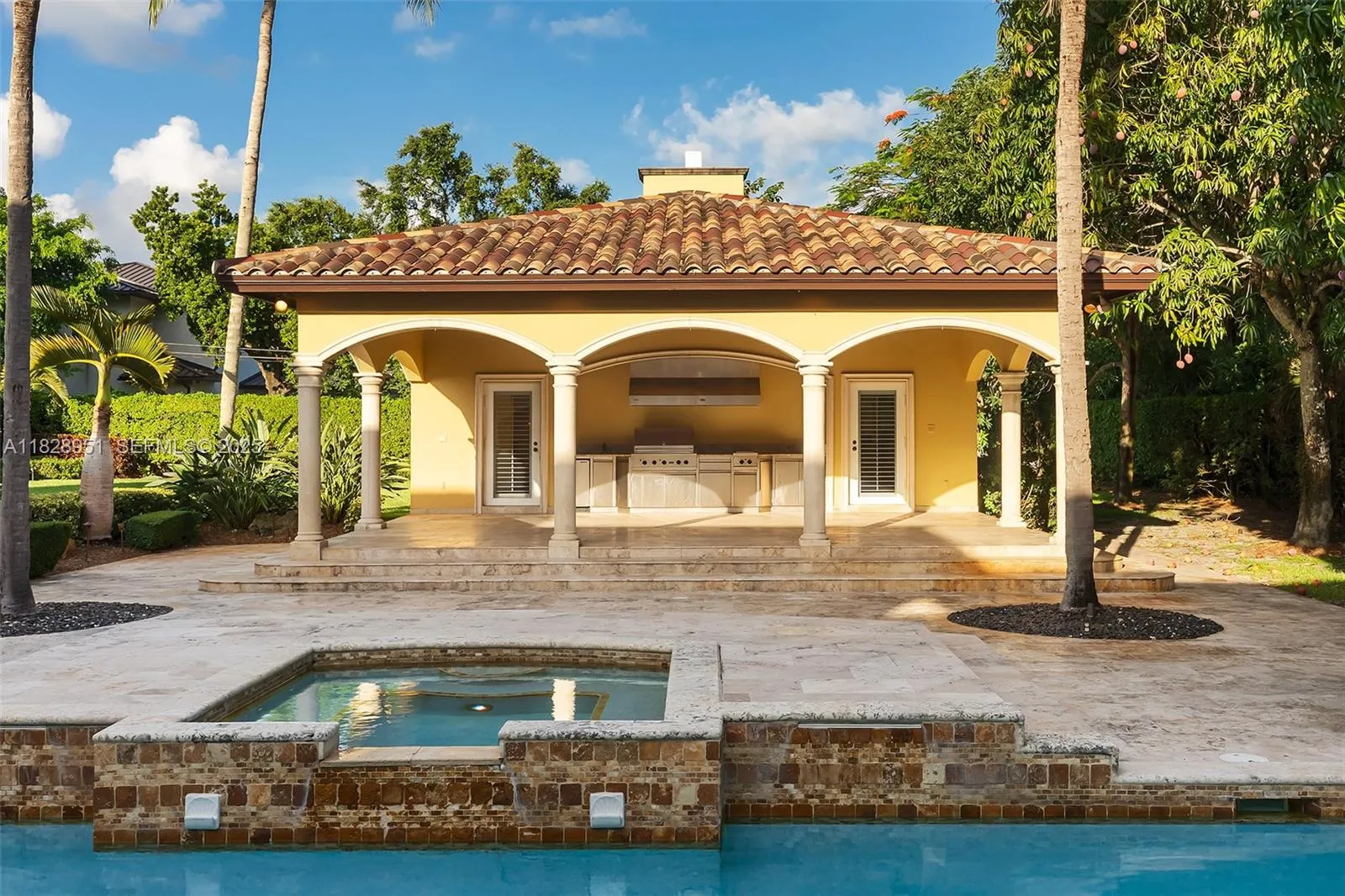 Pinecrest, Florida 33156, United States, 6 Bedrooms Bedrooms, ,8 BathroomsBathrooms,Residential,Active,159755