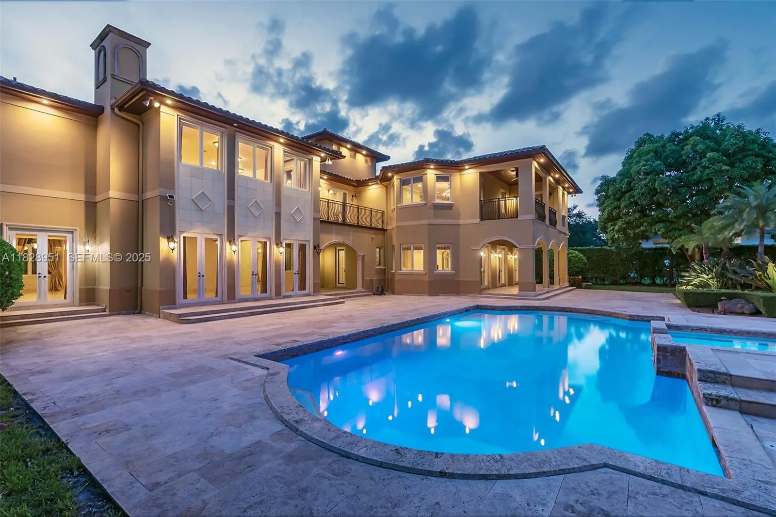 Pinecrest, Florida 33156, United States, 6 Bedrooms Bedrooms, ,8 BathroomsBathrooms,Residential,Active,159755