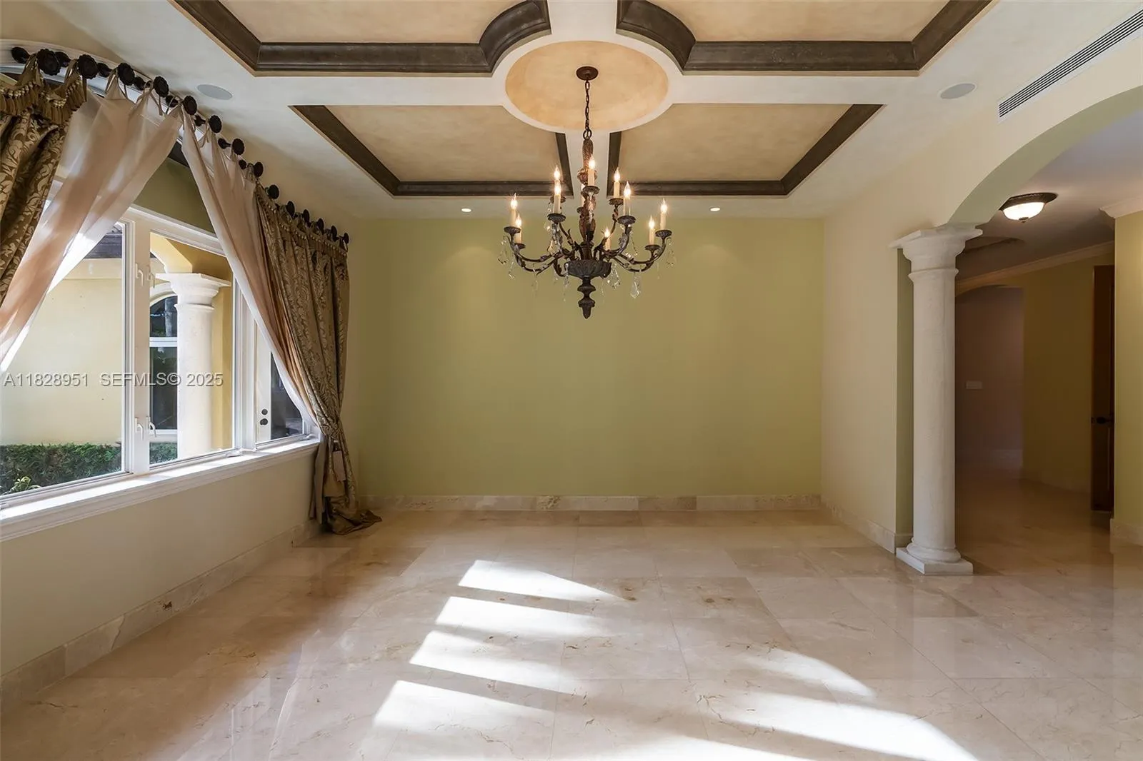 Pinecrest, Florida 33156, United States, 6 Bedrooms Bedrooms, ,8 BathroomsBathrooms,Residential,Active,159755