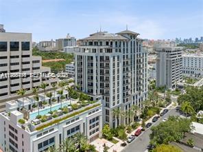 515 Valencia Ave 303