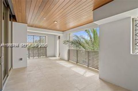 515 Valencia Ave 303 Coral Gables FL 33134