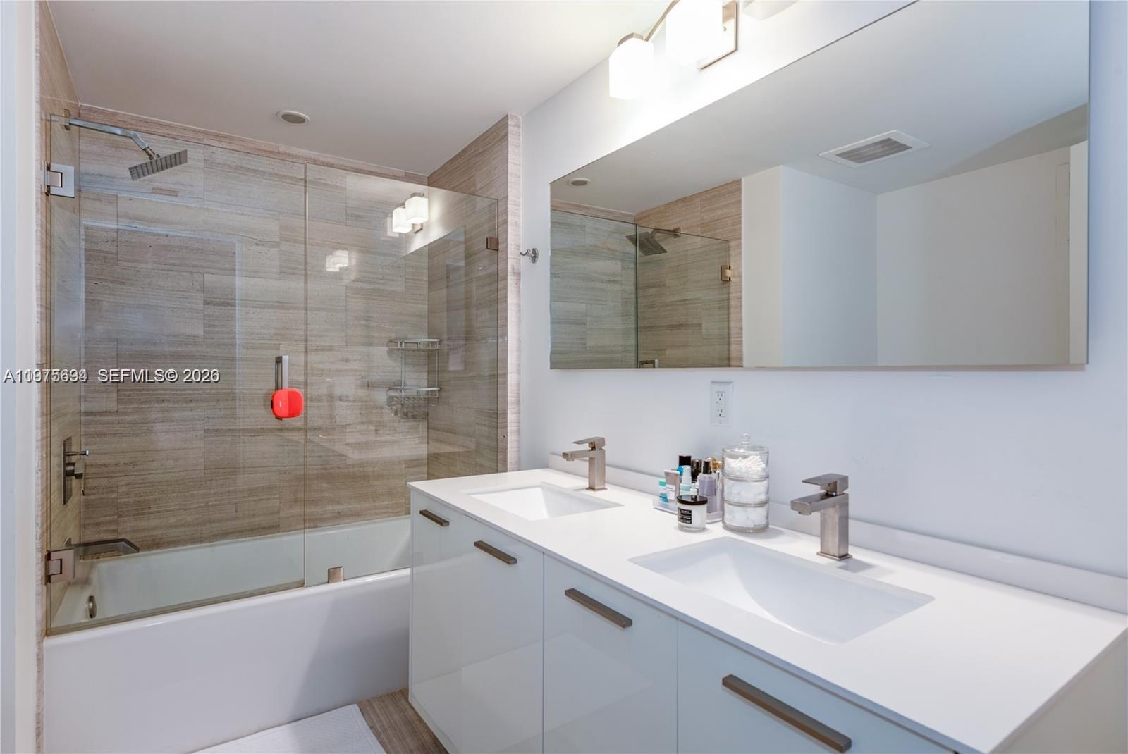 1300 Brickell Bay Dr 600