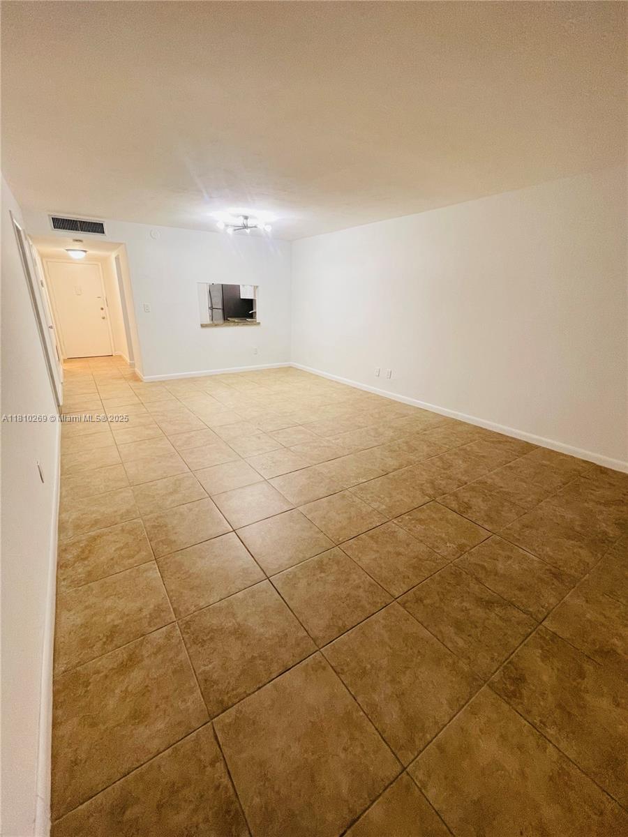 SECOND HORIZONS CONDO - Residential