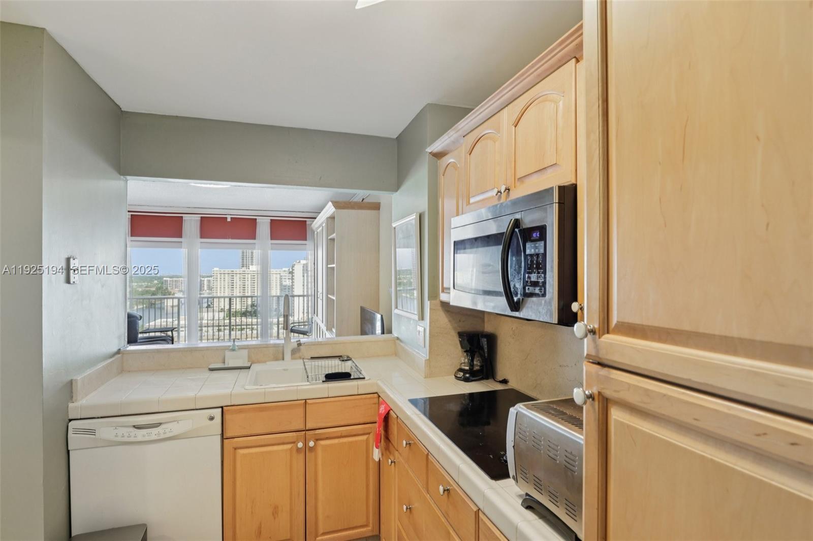 HEMISPHERES CONDO - Residential