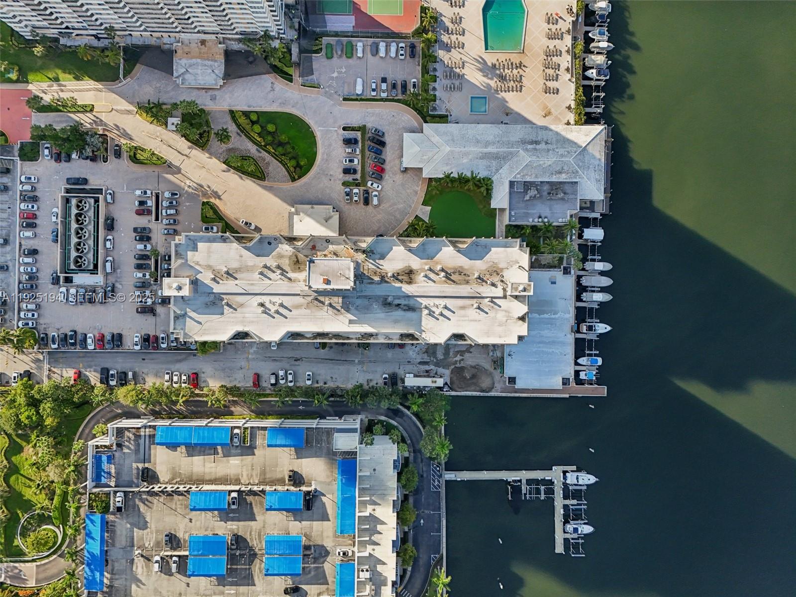 HEMISPHERES CONDO - Residential