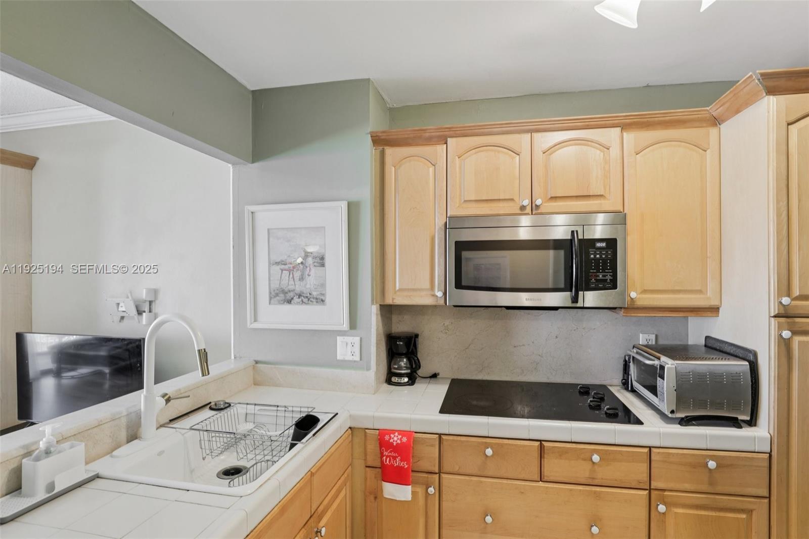 HEMISPHERES CONDO - Residential