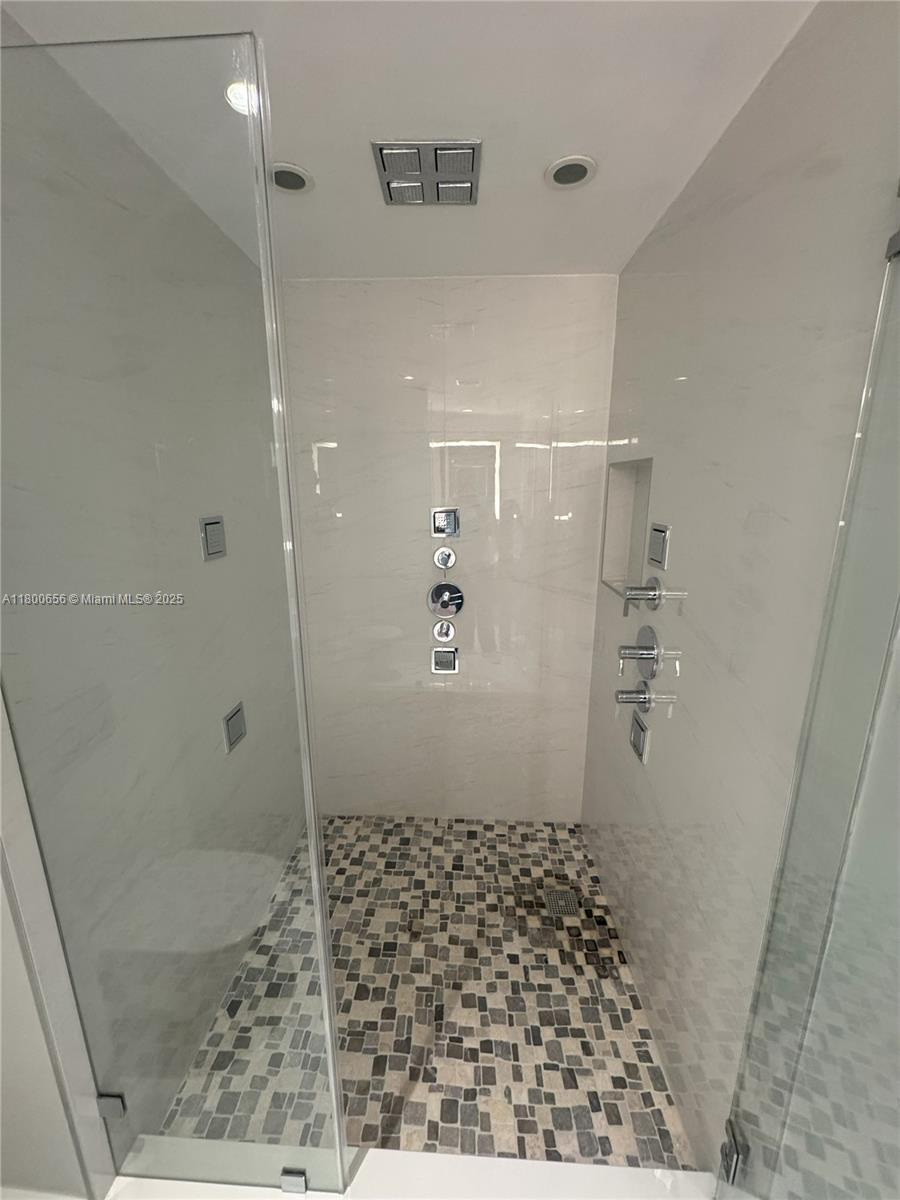 NAUTICA CONDO - Residential
