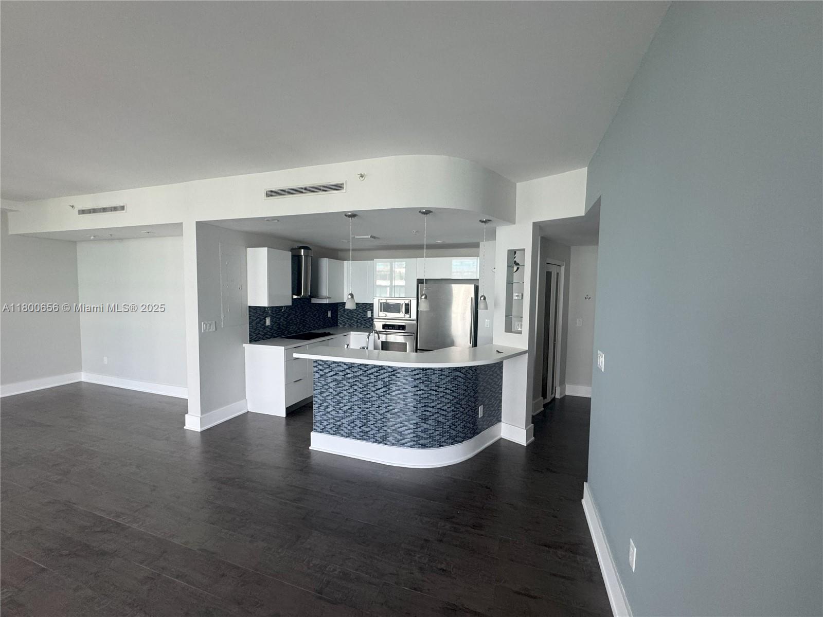 Property for Sale at 5970 Indian Creek Dr Ph-3, Miami Beach, Miami-Dade County, Florida - Bedrooms: 2 
Bathrooms: 2  - $890,000