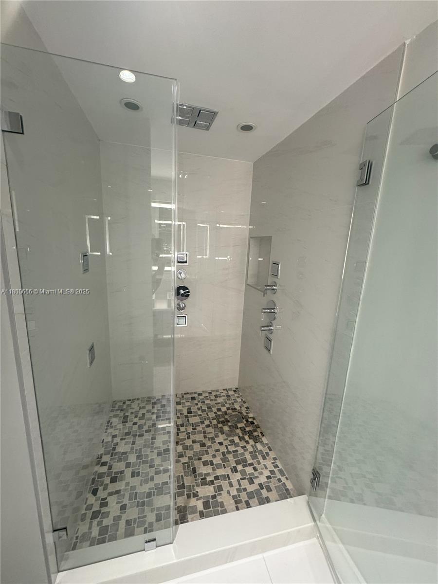 NAUTICA CONDO - Residential