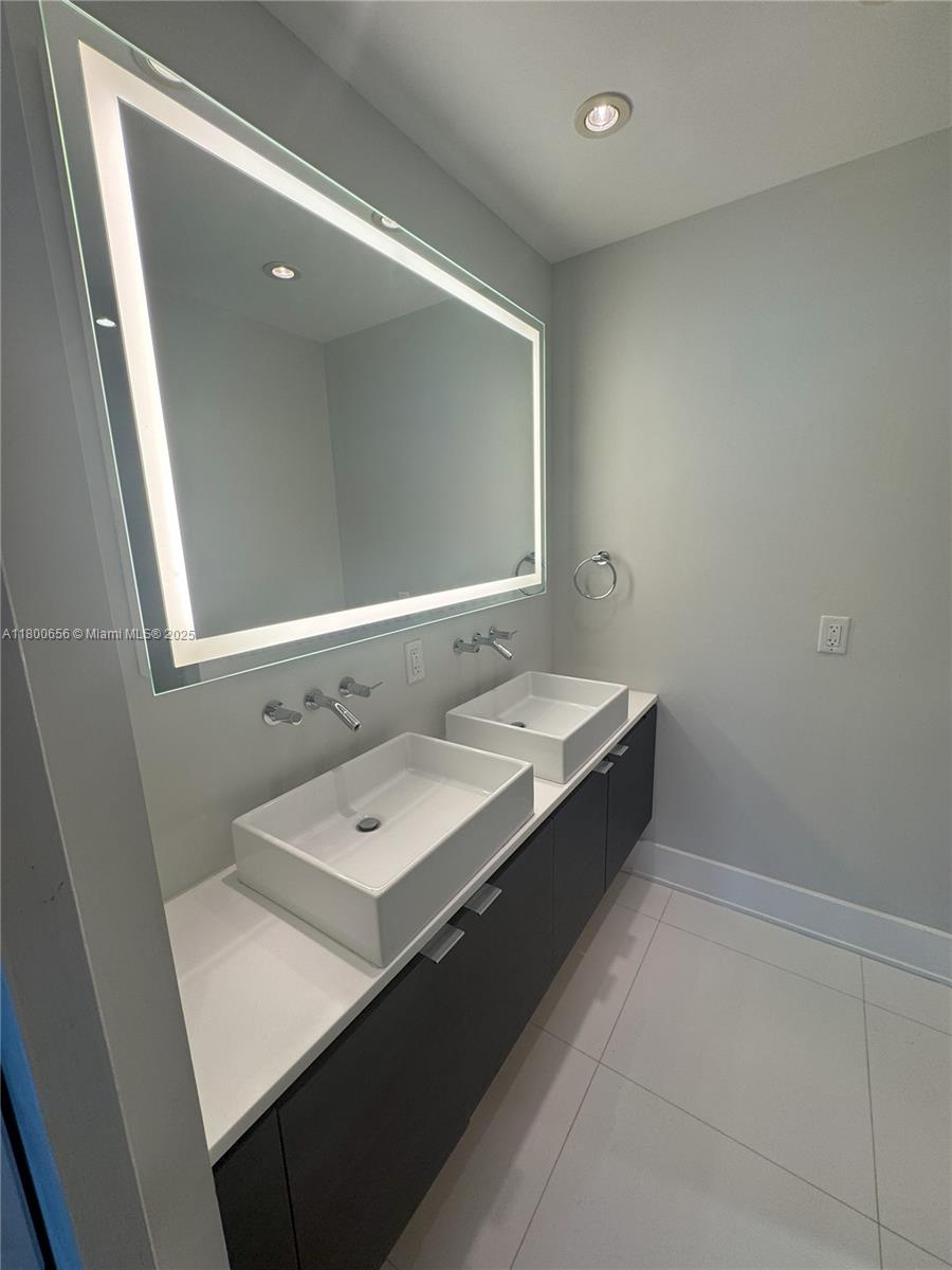 NAUTICA CONDO - Residential