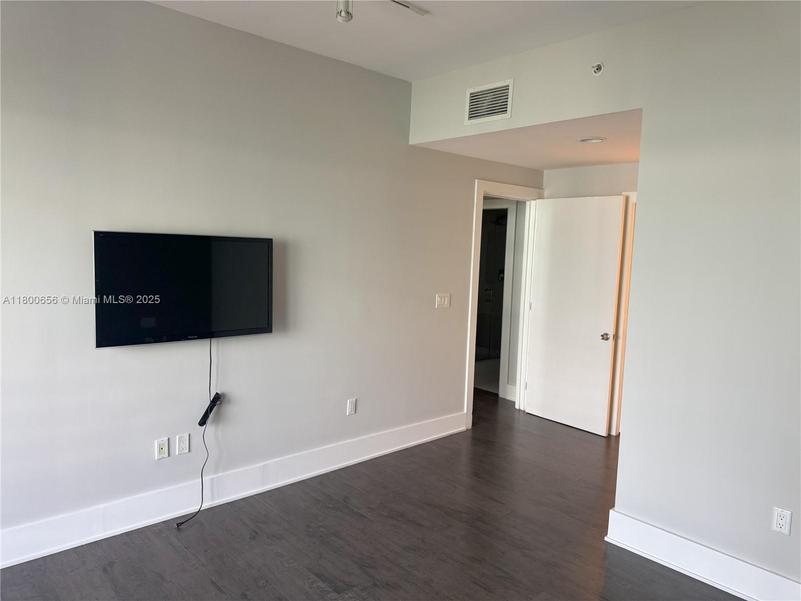 NAUTICA CONDO - Residential