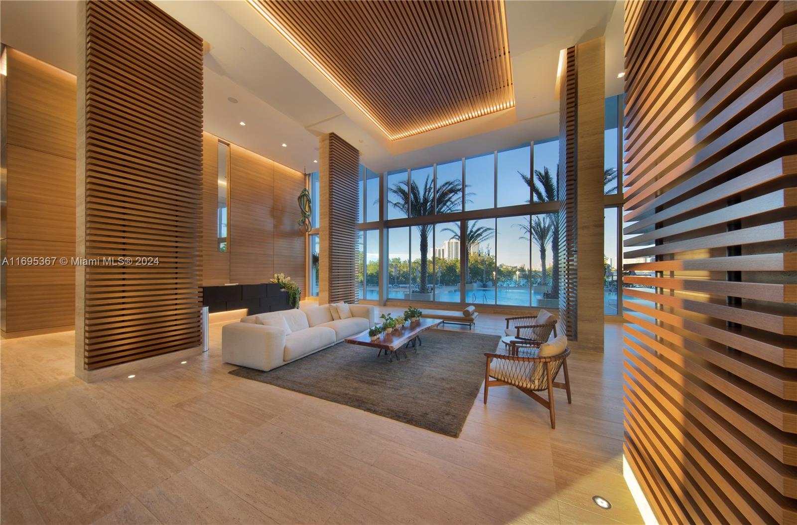 THE HARBOUR SOUTH CONDO - Residential