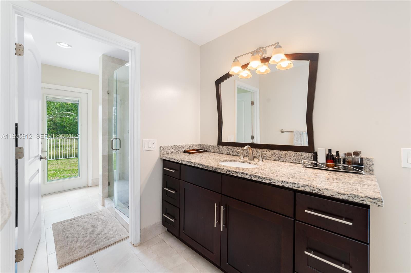 ISLAND LAKES SEC 1 1 - Residential