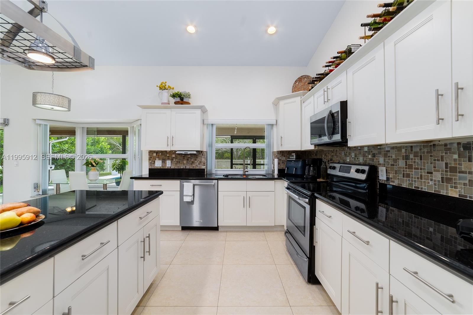 ISLAND LAKES SEC 1 1 - Residential