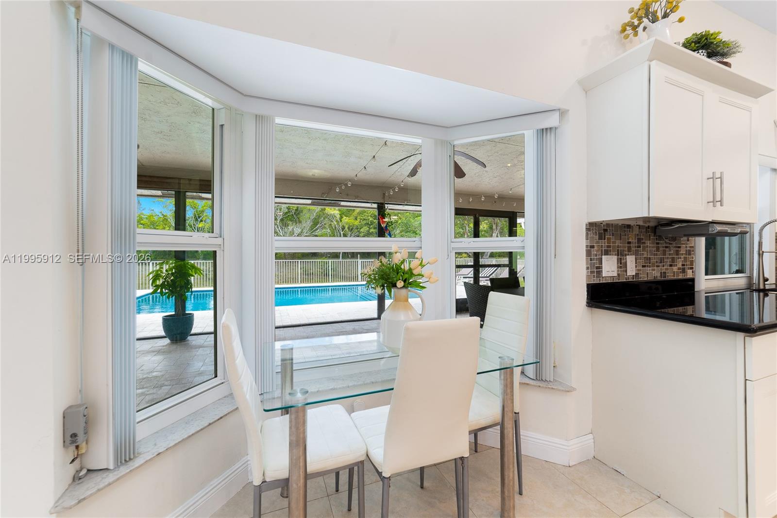 ISLAND LAKES SEC 1 1 - Residential