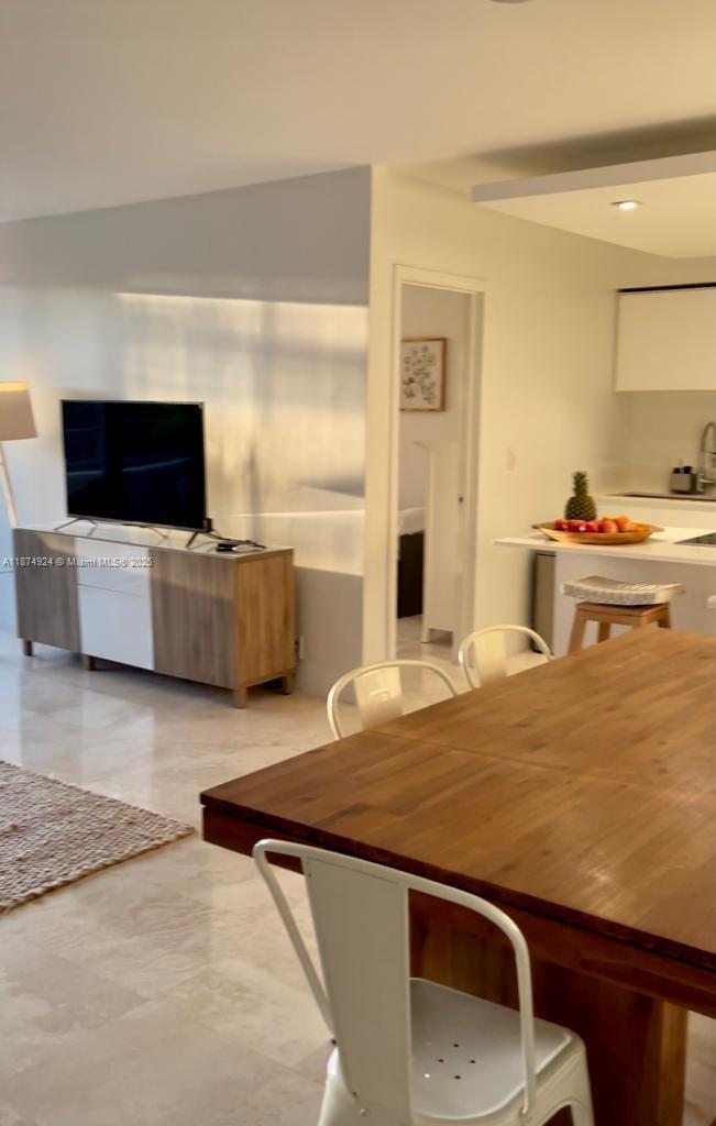 KEY COLONY NO 4 CONDO - Residential Lease