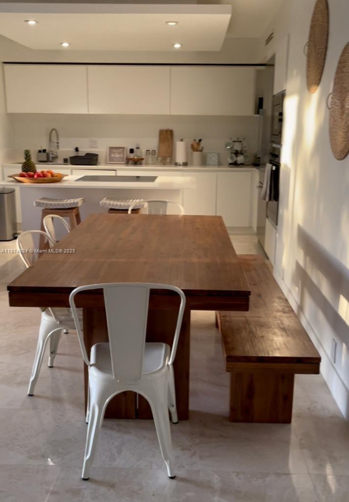 KEY COLONY NO 4 CONDO - Residential Lease