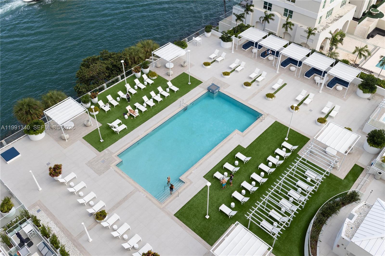 ISOLA CONDO - Residential Lease