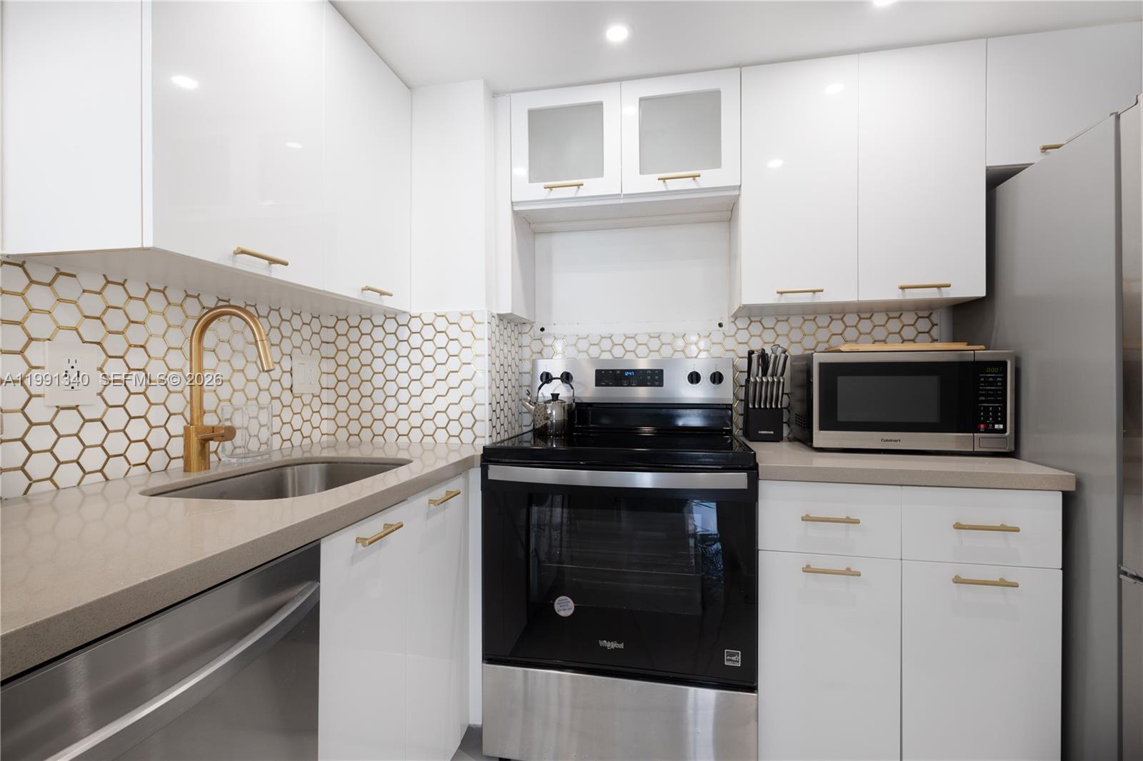 ISOLA CONDO - Residential Lease