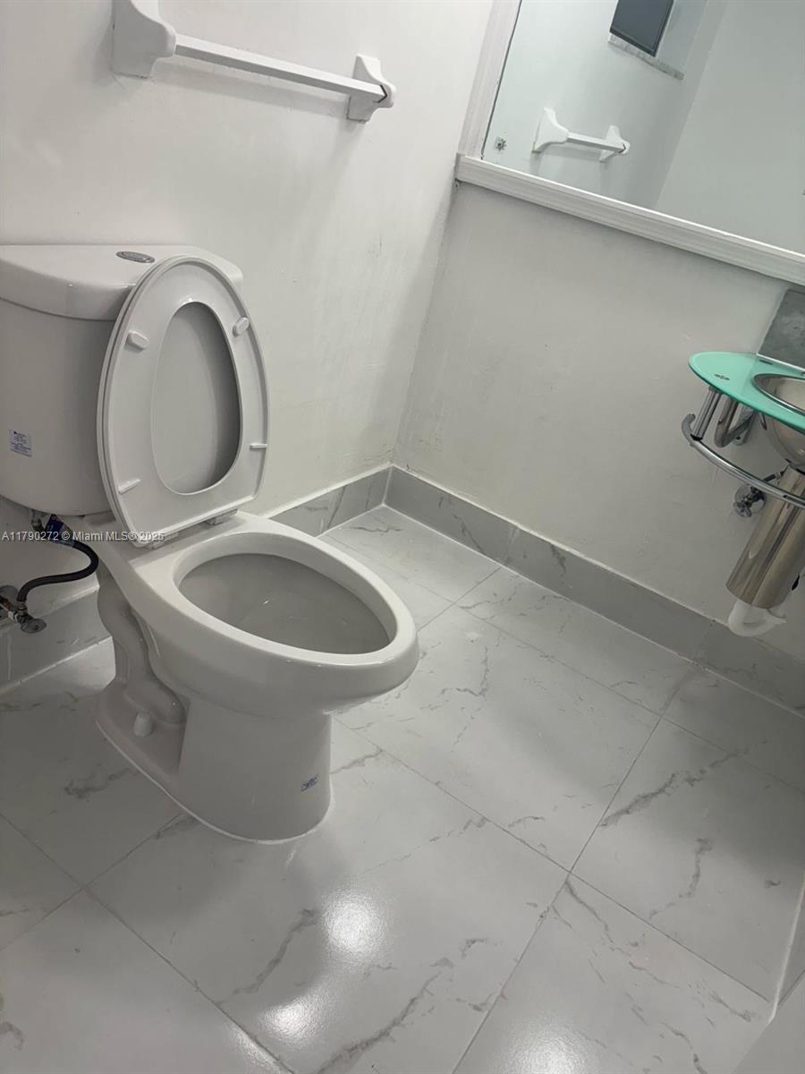 SECOND MOORINGS CONDO - Residential