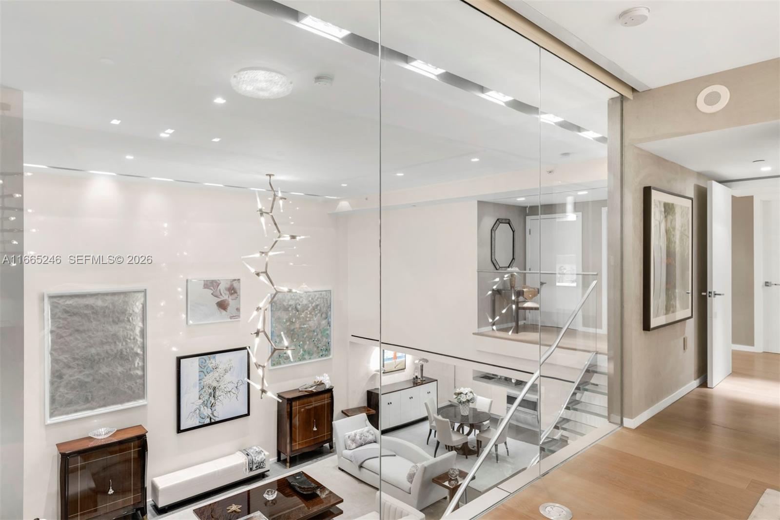 THE GRAND VENETIAN - Residential