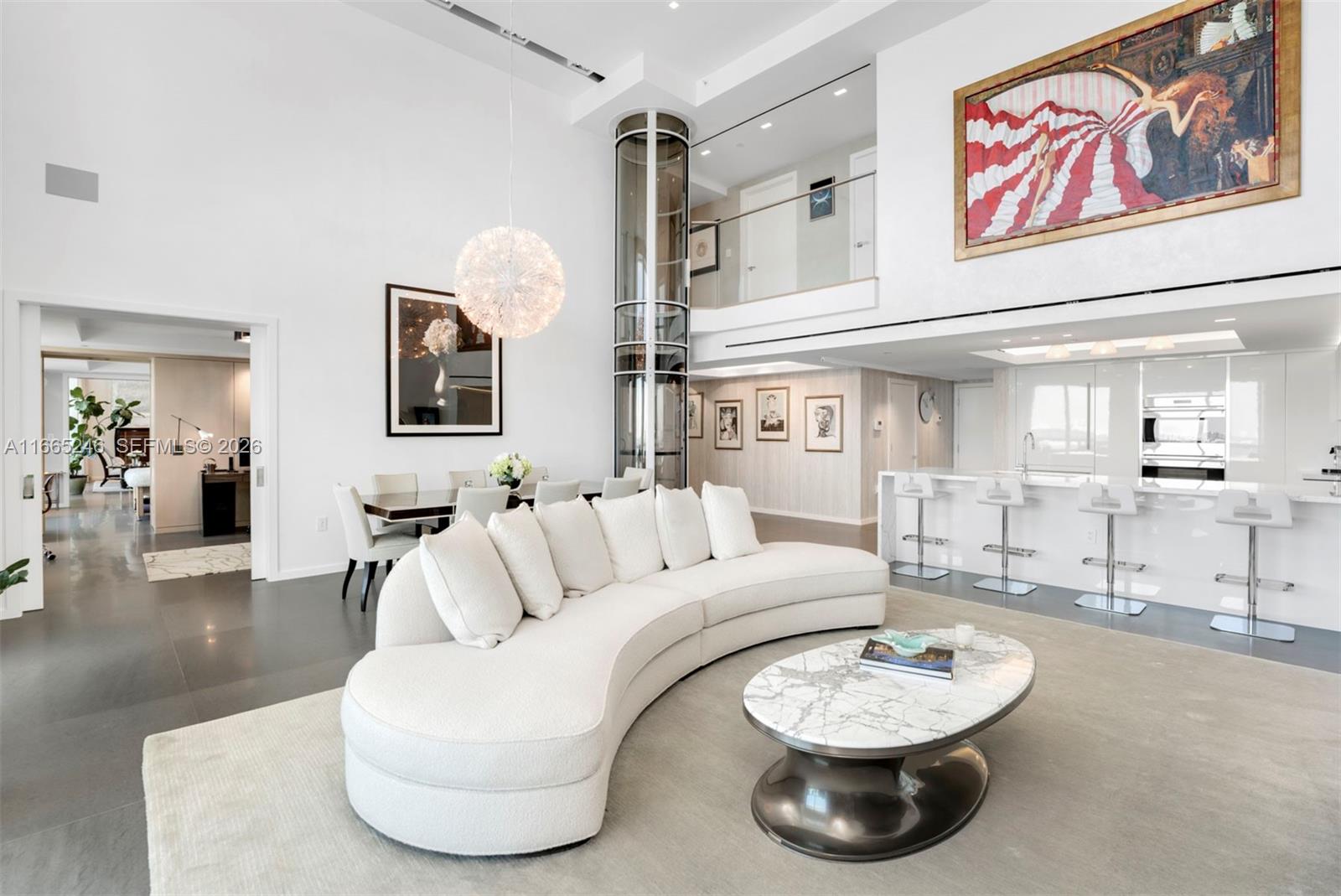 THE GRAND VENETIAN - Residential