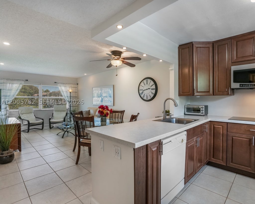 Photo of 3506 NW 49th Ave #511, Lauderdale Lakes, FL 33319 (MLS # A12005782)