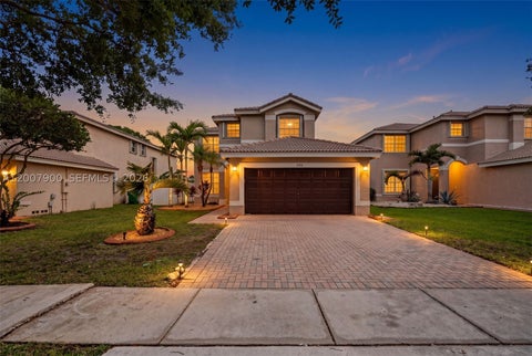 Photo of 16438 SW 28th St, Miramar, FL 33027 (MLS # A12007900)