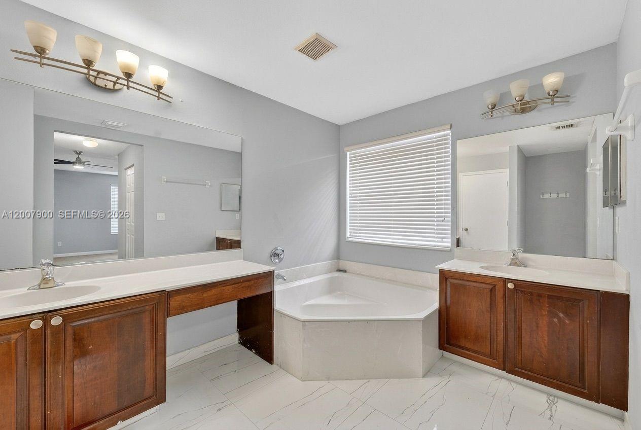 NORTH 29 ASSOC - Residential