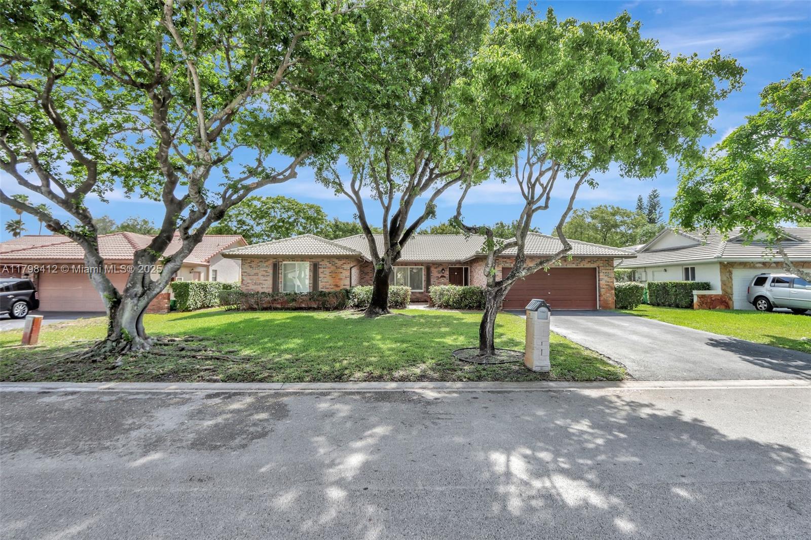 Property for Sale at 295 Nw 107th Ave, Coral Springs, Broward County, Florida - Bedrooms: 4 
Bathrooms: 3  - $710,000