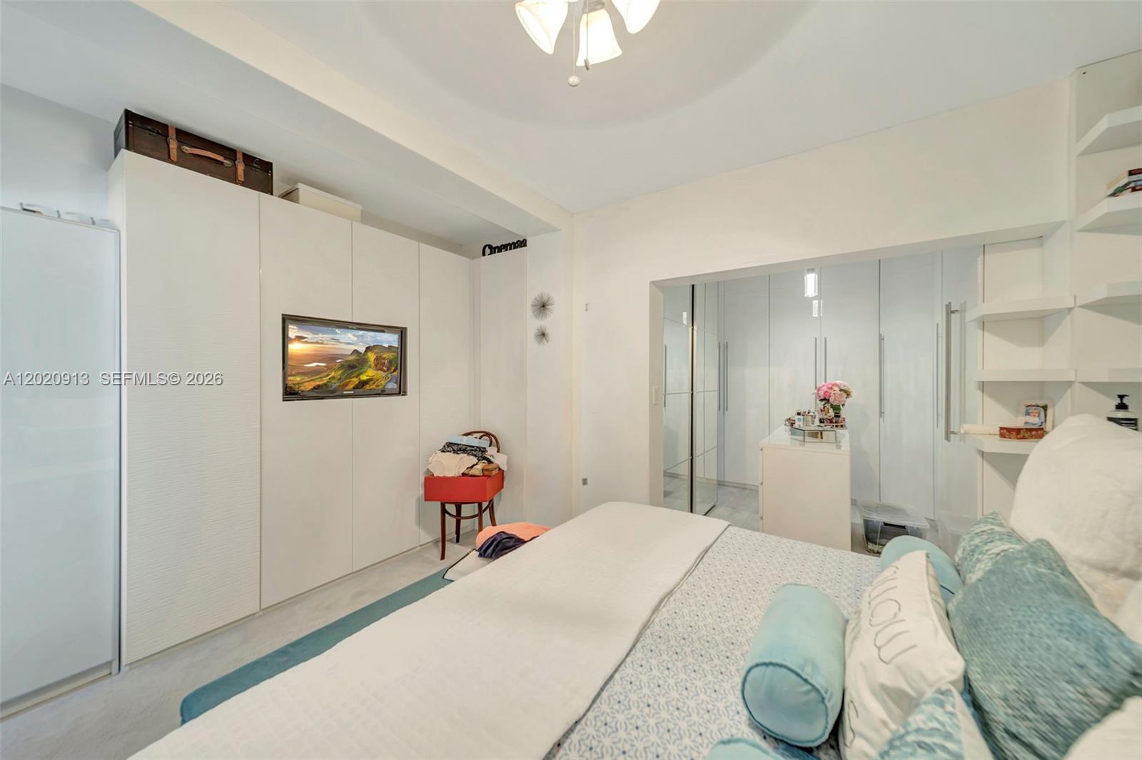 IRONS MANOR 3RD ADDN - Residential