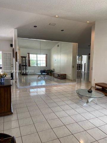 TARARA HOMES - Residential