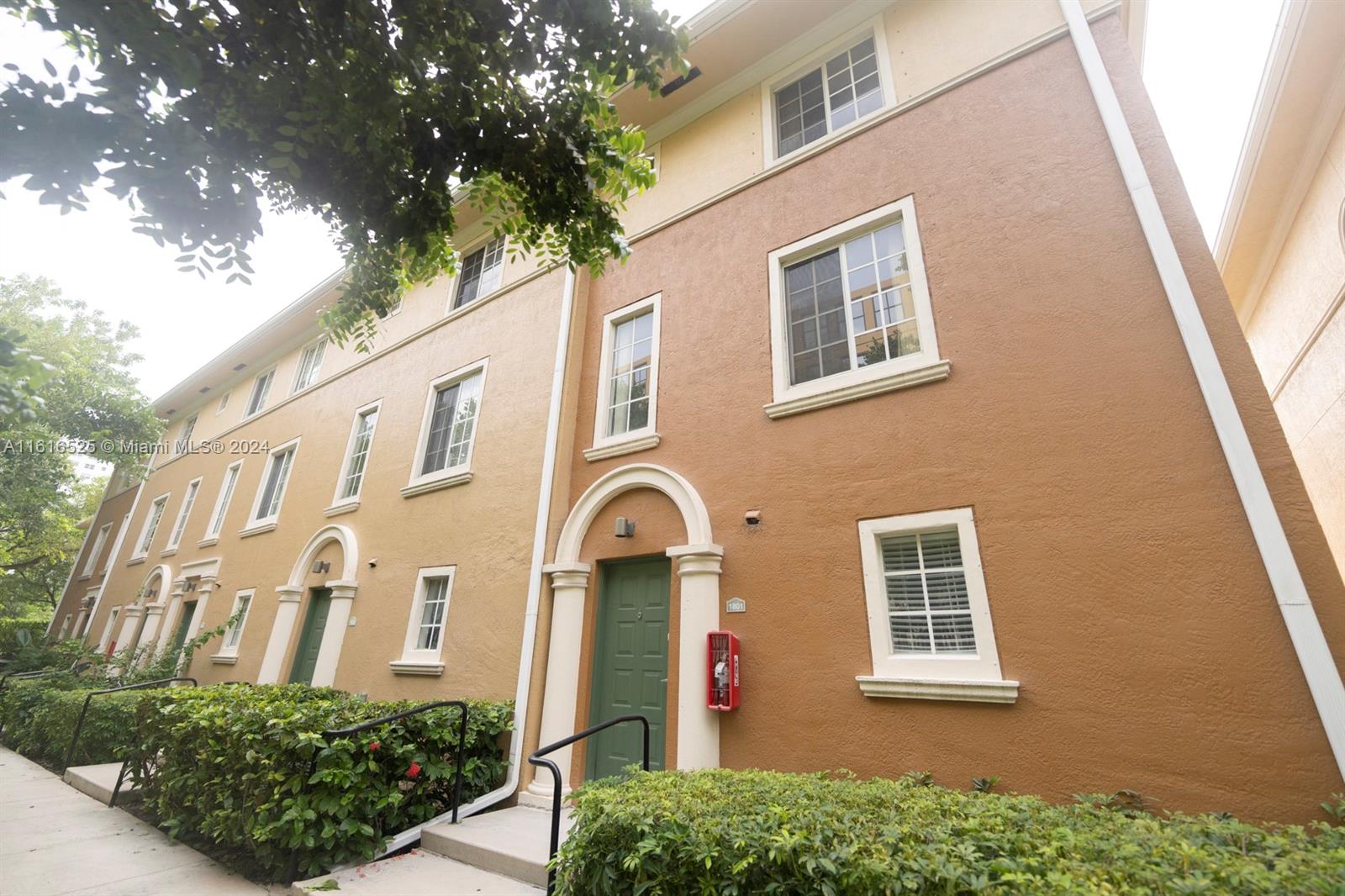 You will love the convenience of the 2-car garage and extra parking on the driveway. Inside, a kitchen with stainless steel appliances and granite countertops is a standout feature. The hardwood floors add a touch of warmth.
As for amenities, there's a gym to work out in, and a community pool for your recreation.
This unit offers privacy and a laid-back vibe. And let's not forget the fantastic location – it's close to everything Aventura has to offer, making it the perfect spot to facilitate your lifestyle.
Don't miss out on this unit – come check it out and see for yourself what makes 2981 Northeast 185th Street, Unit 1801, so special