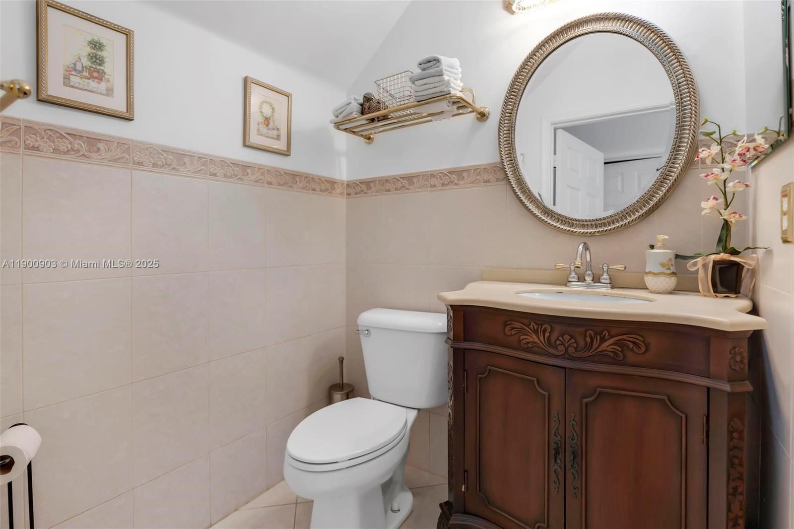 TOWNGATE - Residential